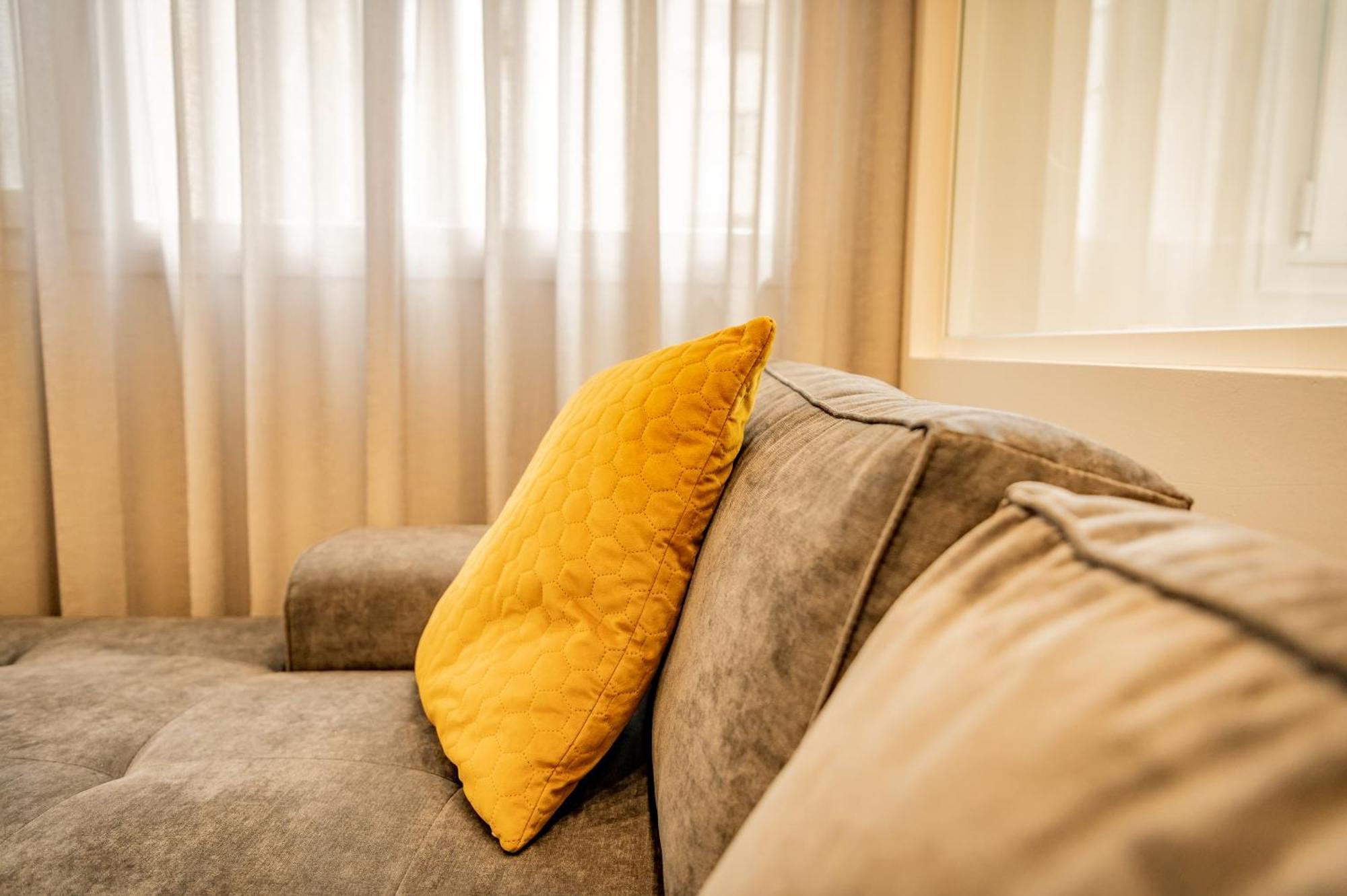 סלוניקי Urban Luxury Suites מראה חיצוני תמונה
